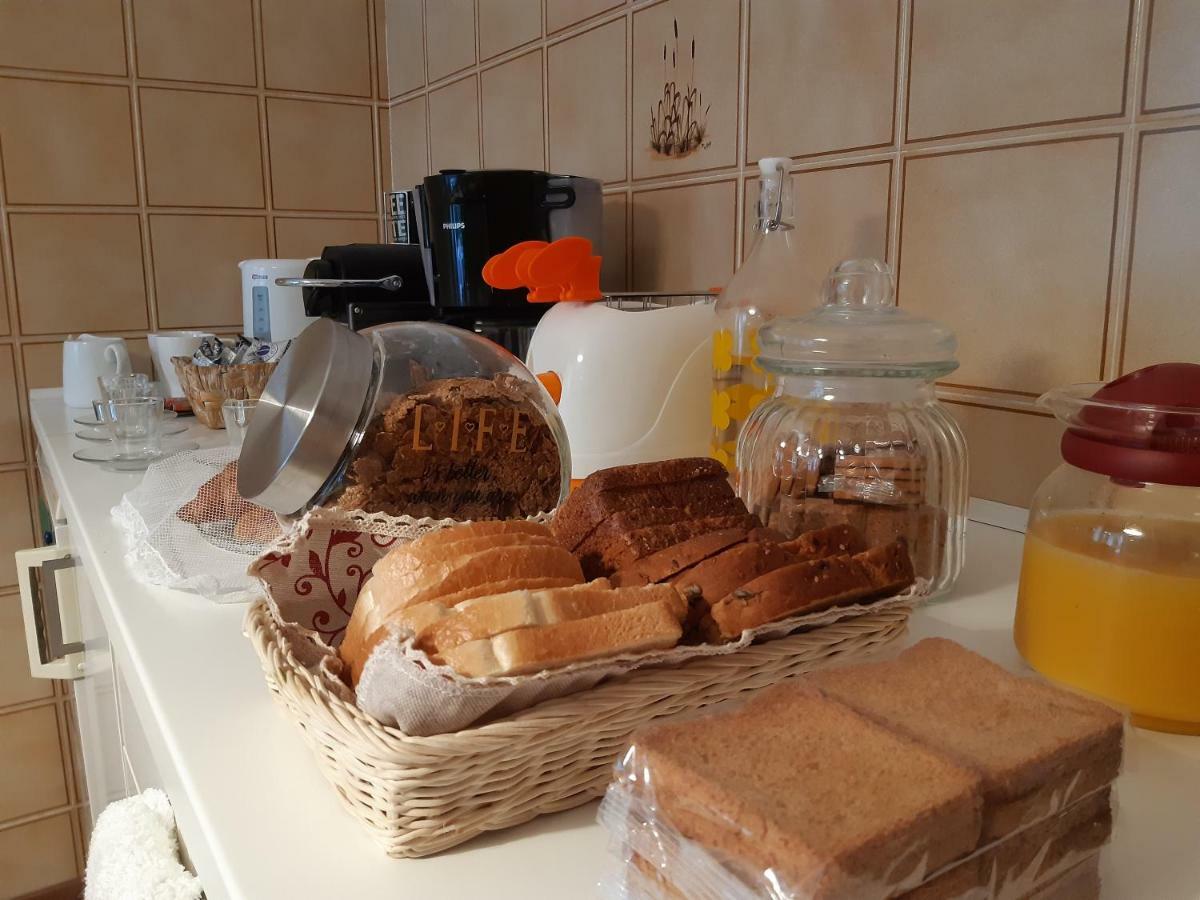 B&B La Casa Nel Bosco Invorio Inferiore Extérieur photo